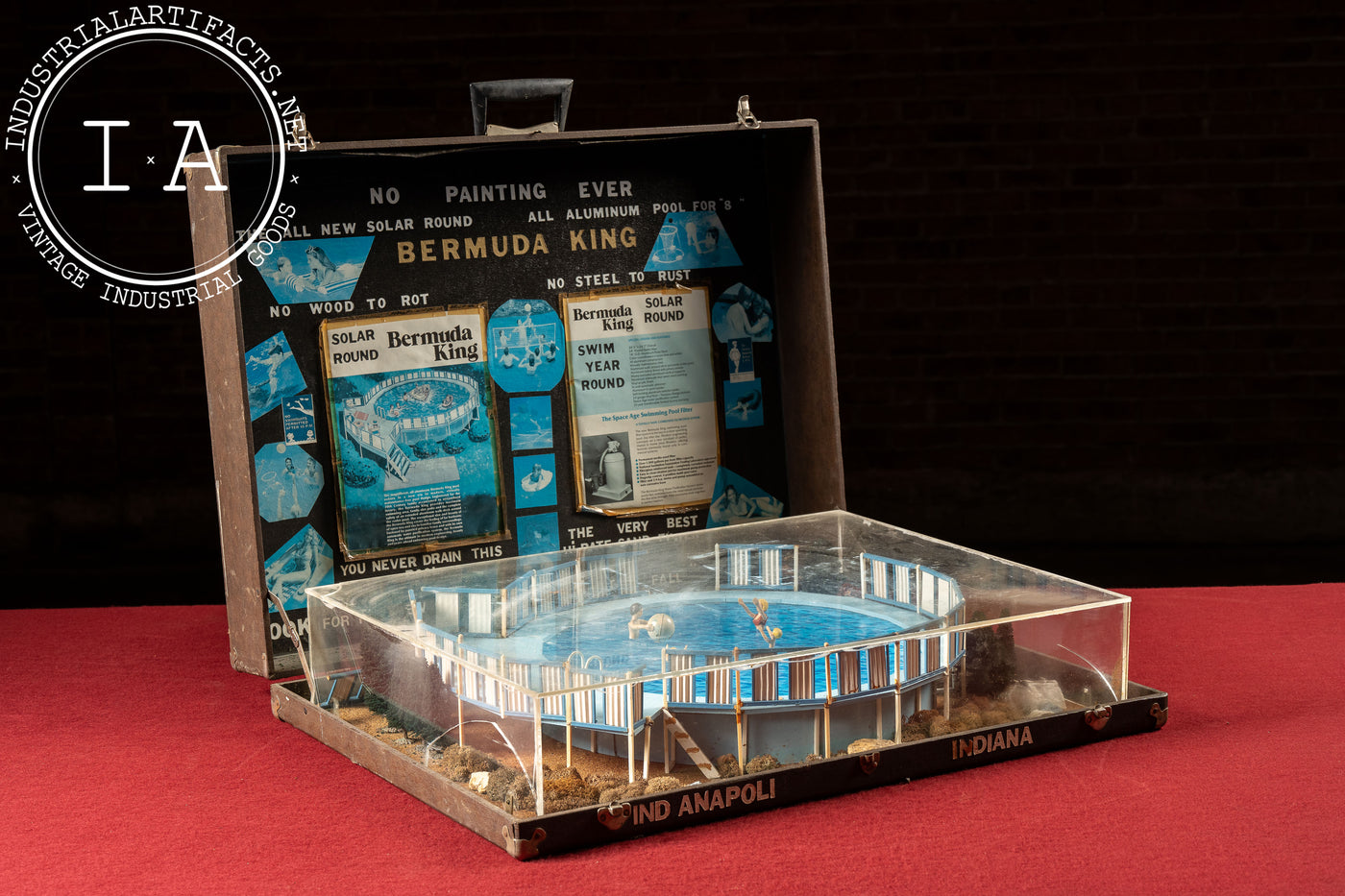 Vintage Bermuda King "84" Salesman’s Sample Pool Display in Case