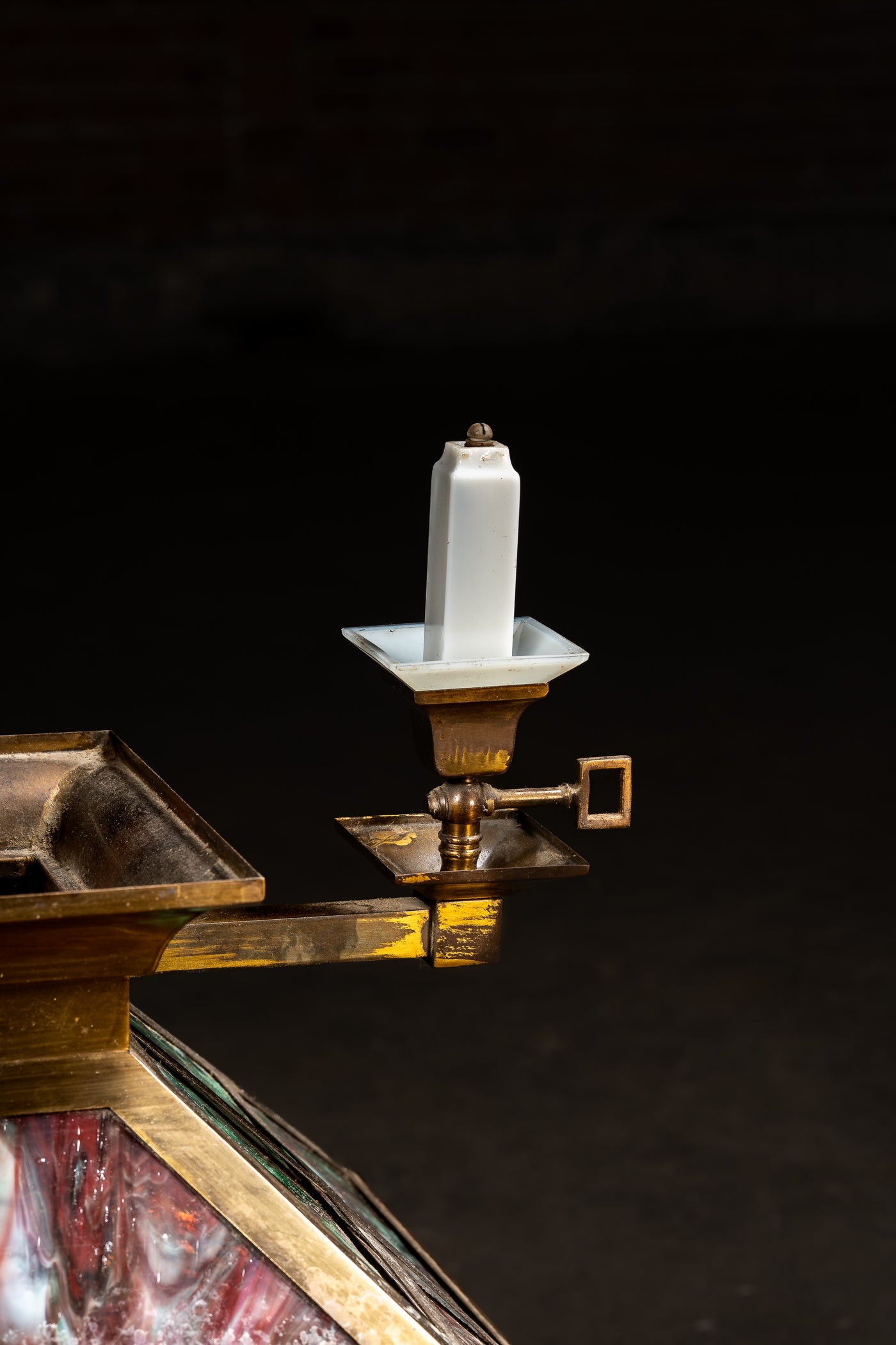 Antique Arts & Crafts Slag Glass Parlor Lamp with Keyed Sconces
