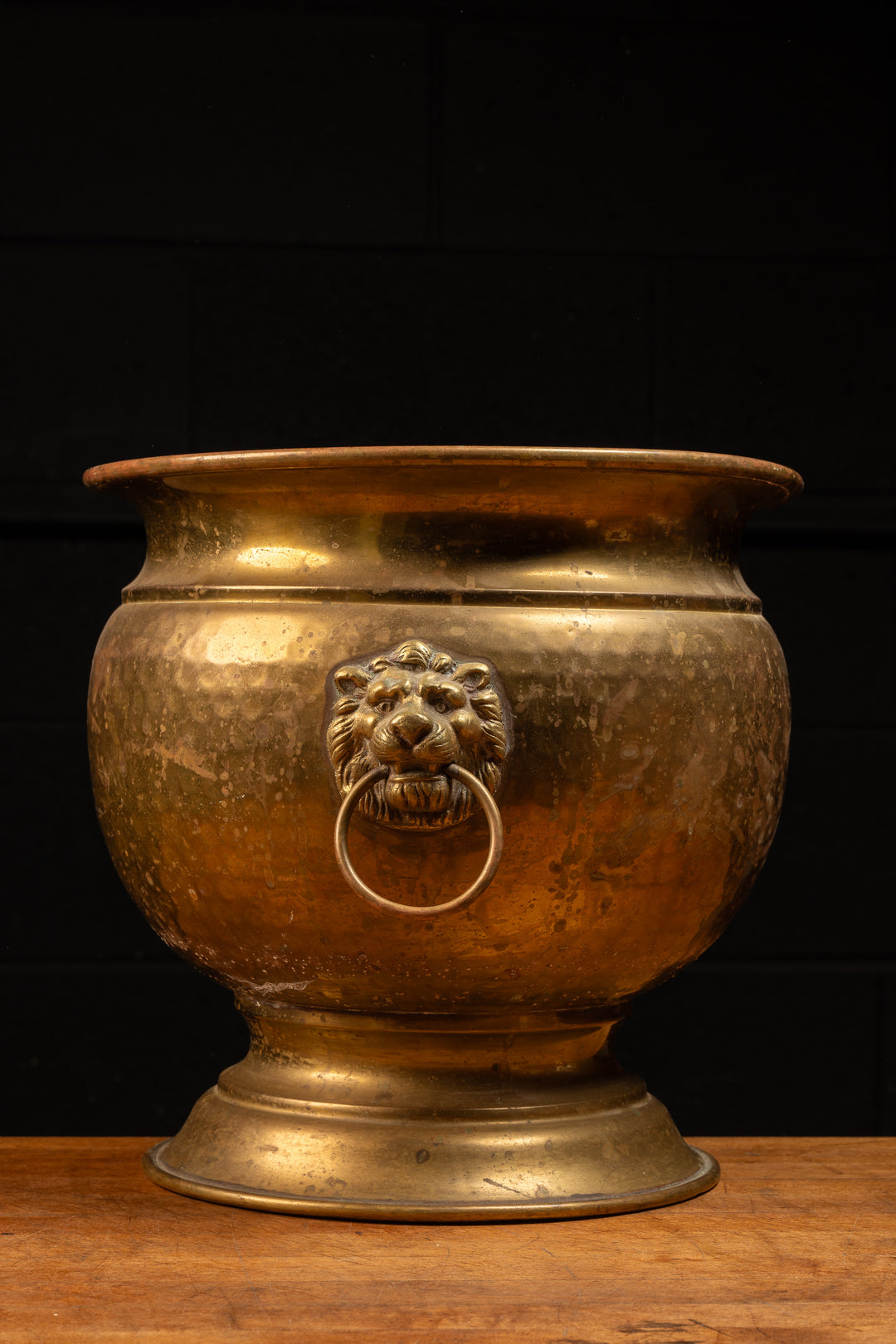 Antique Hammered Brass Spittoon with Figural Lions – Industrial