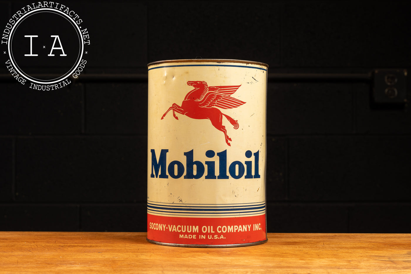 c. 1940s 5-Quart Mobiloil Can