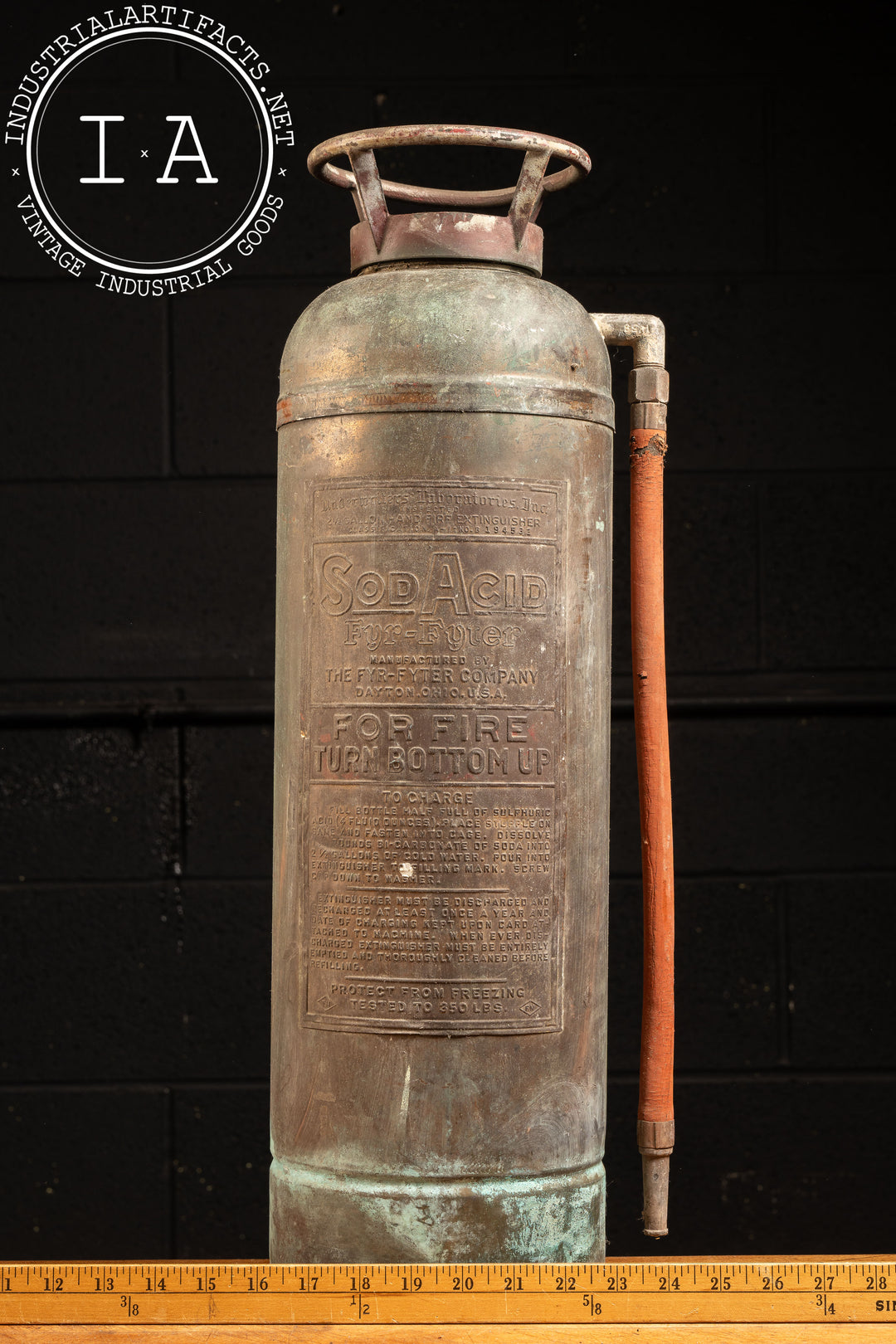 アメリカ　ヴィンテージ　消火器 VINTAGE ANTIQUE FIRE EXTINGUISHER THE PYRENE CO