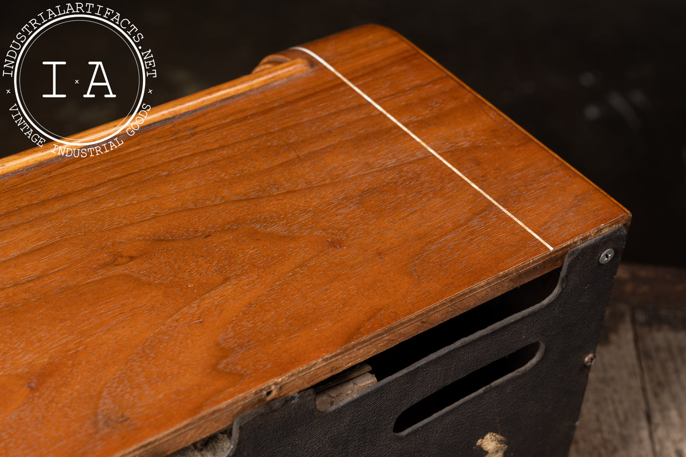 Vintage L-630 Radio by General Electric