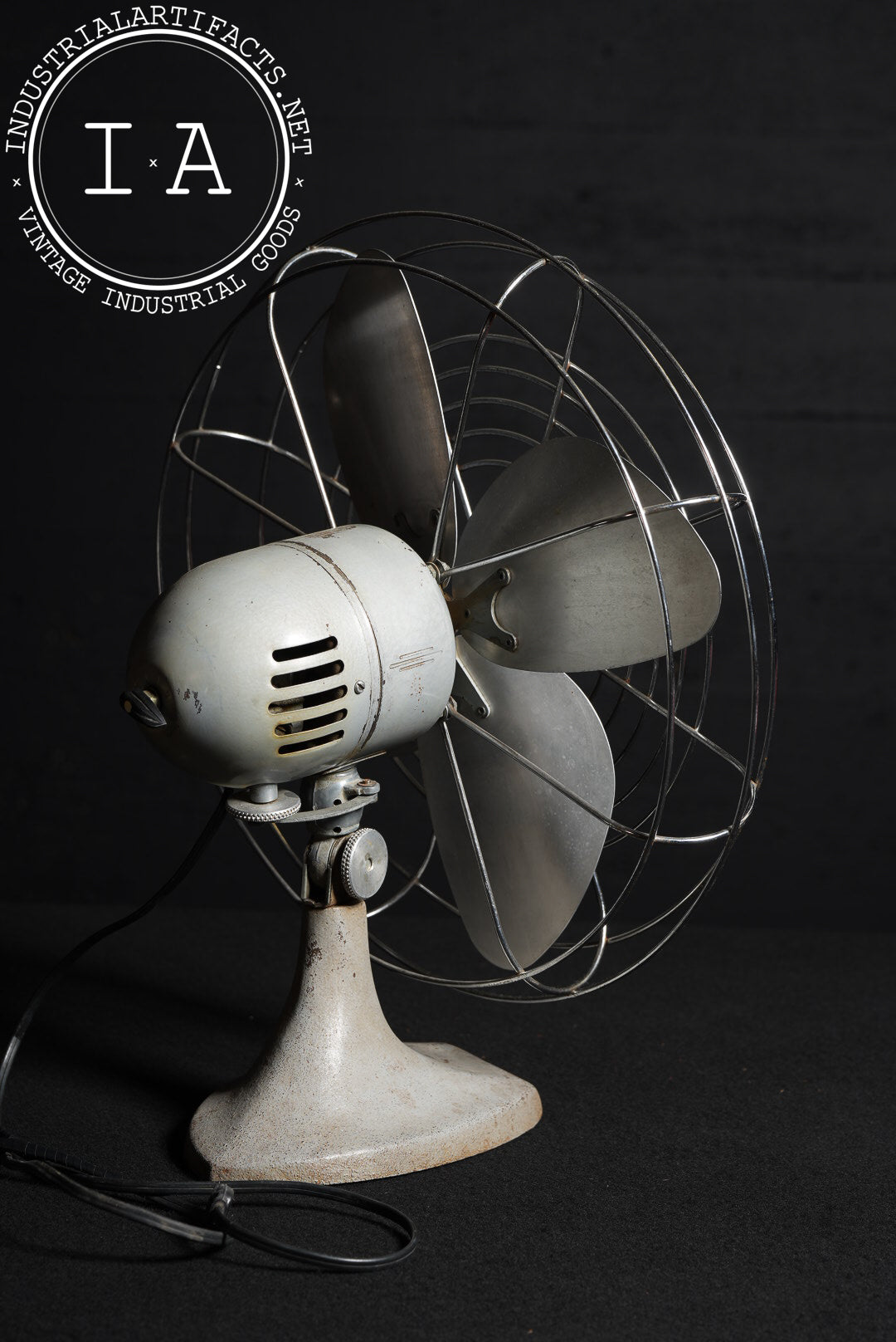 Vintage Model 62 Oscillating Desk Fan by Manning Bowman
