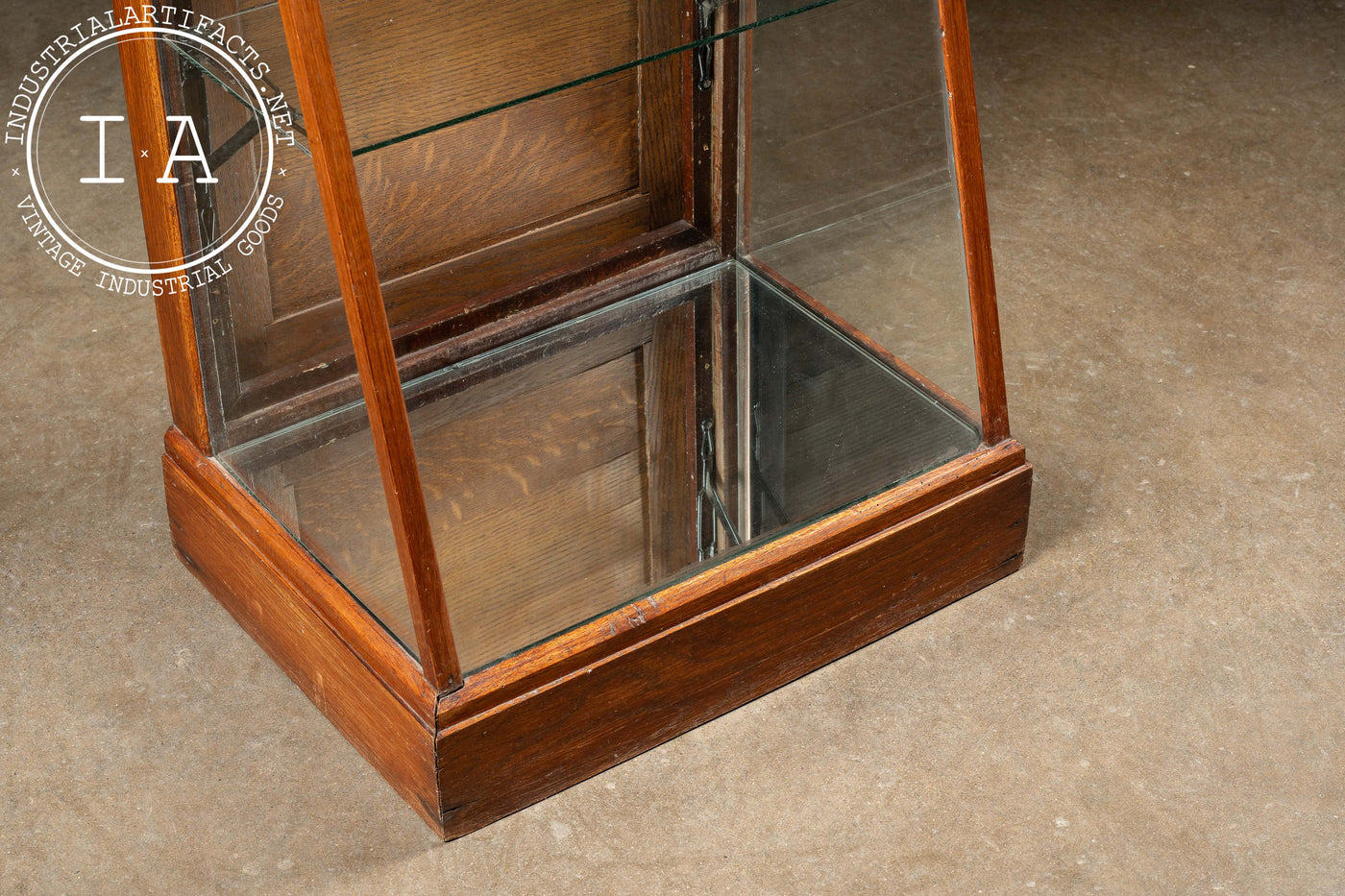 Early 20th Century Show Case with Mirrored Base