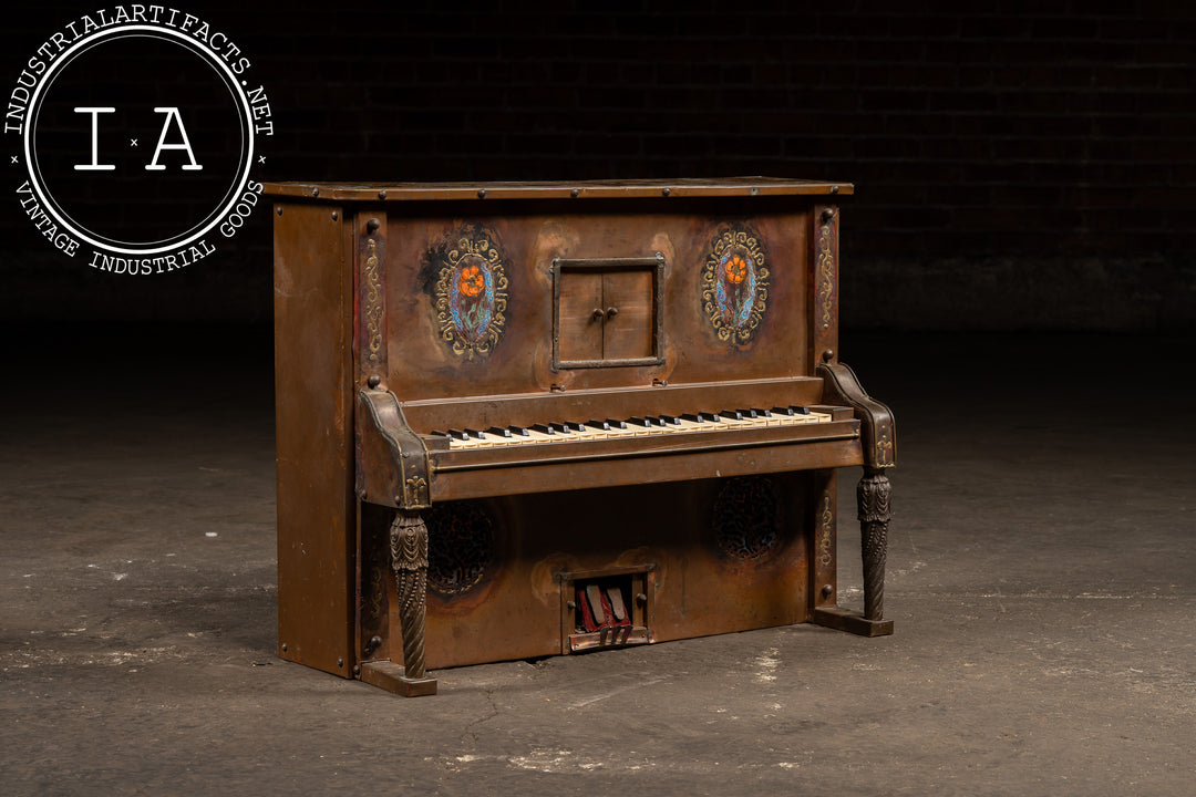 1920年代～U.Sアンティーク／ファーガソンブロス社／ソーイングキャビネット 英国アンティークの美しいショーケース、シノワズリデザイン扉の