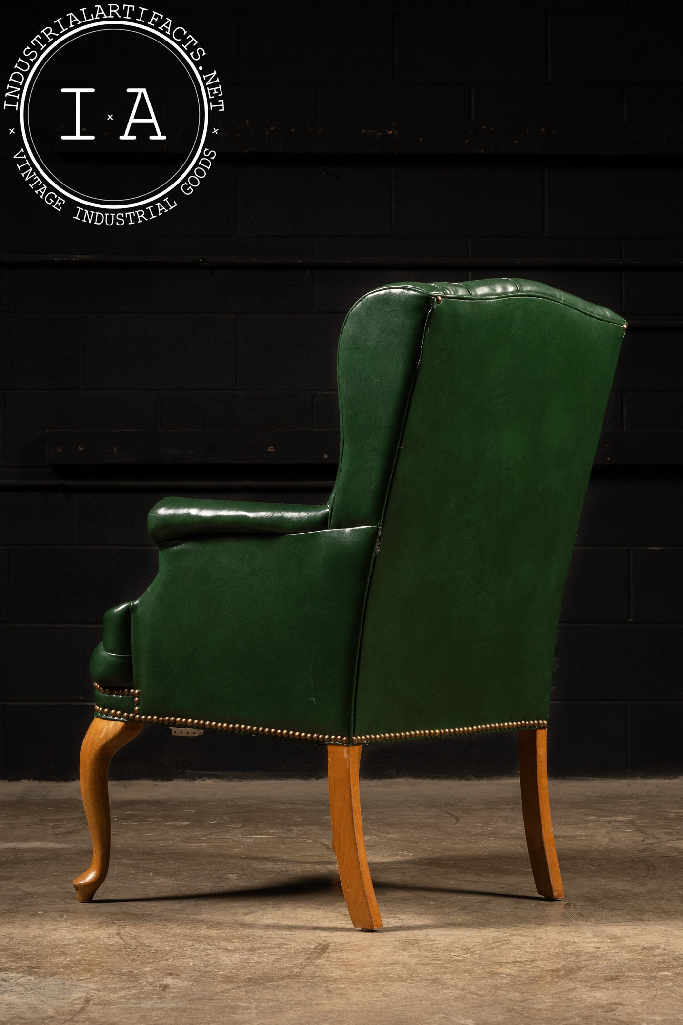 Vintage Tufted Leather Chesterfield Armchair in Emerald