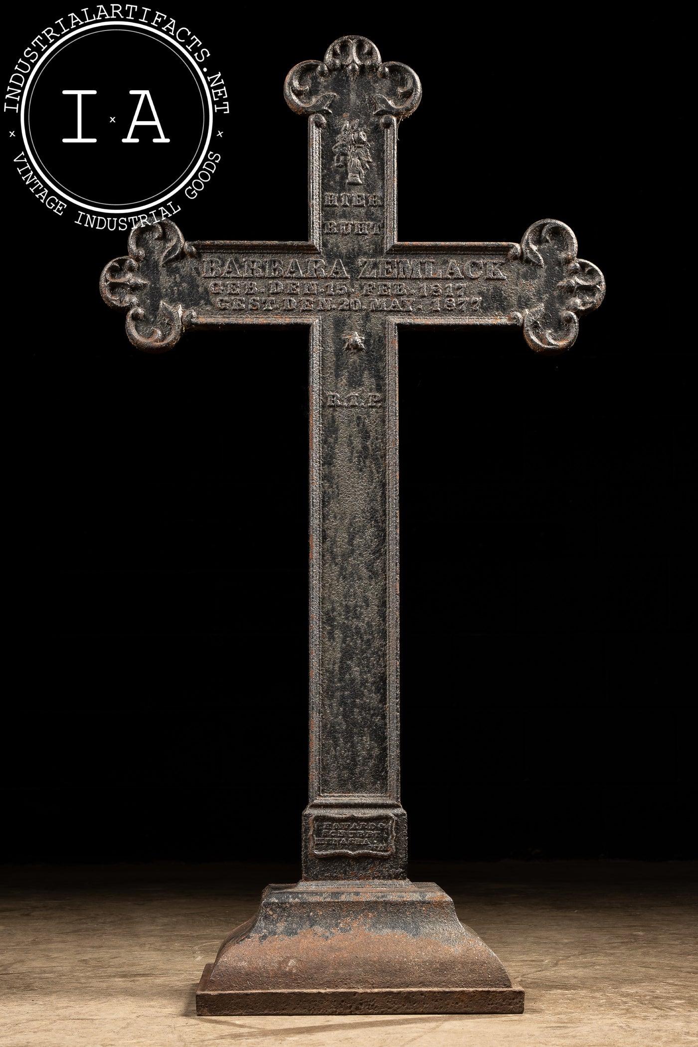 Late 19th Century Cast Iron Cross Headstone