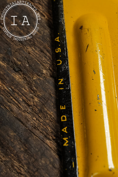 1930s Yellow Cab Advertising Whistle Tag