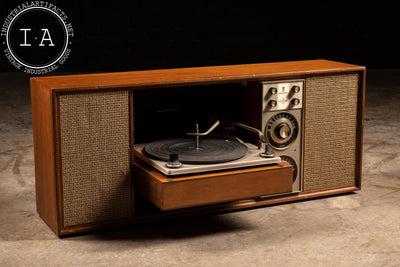 c. 1964 Motorola Stereophonic FM Radio And Turn Table