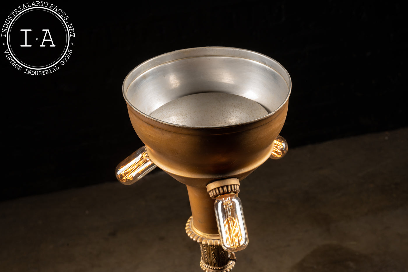 Victorian Era Japanned Brass Pan Light
