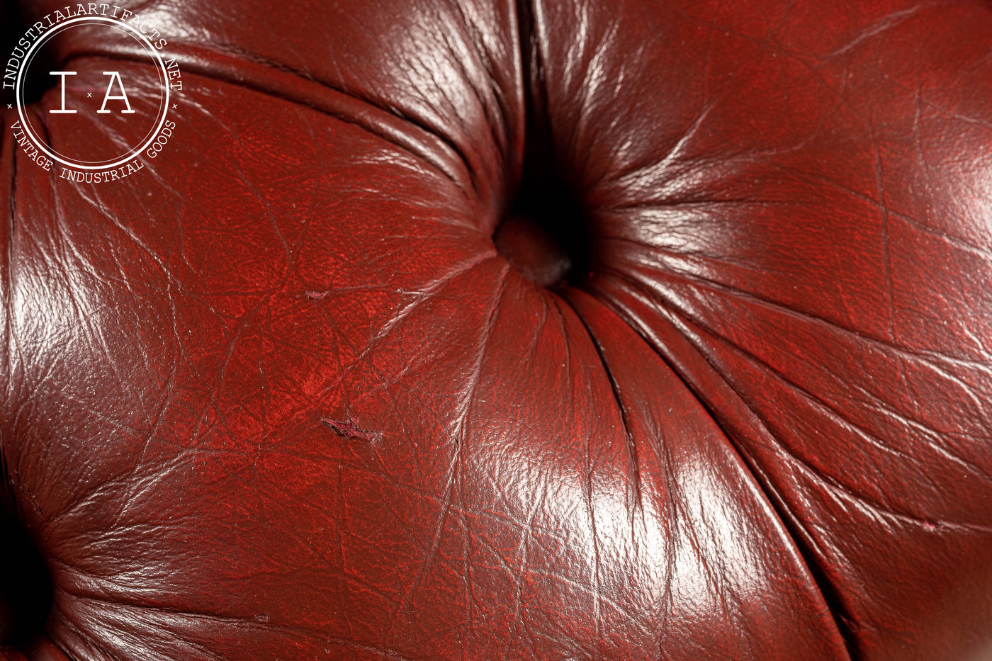 Vintage Tufted Leather Chaise in Burgundy