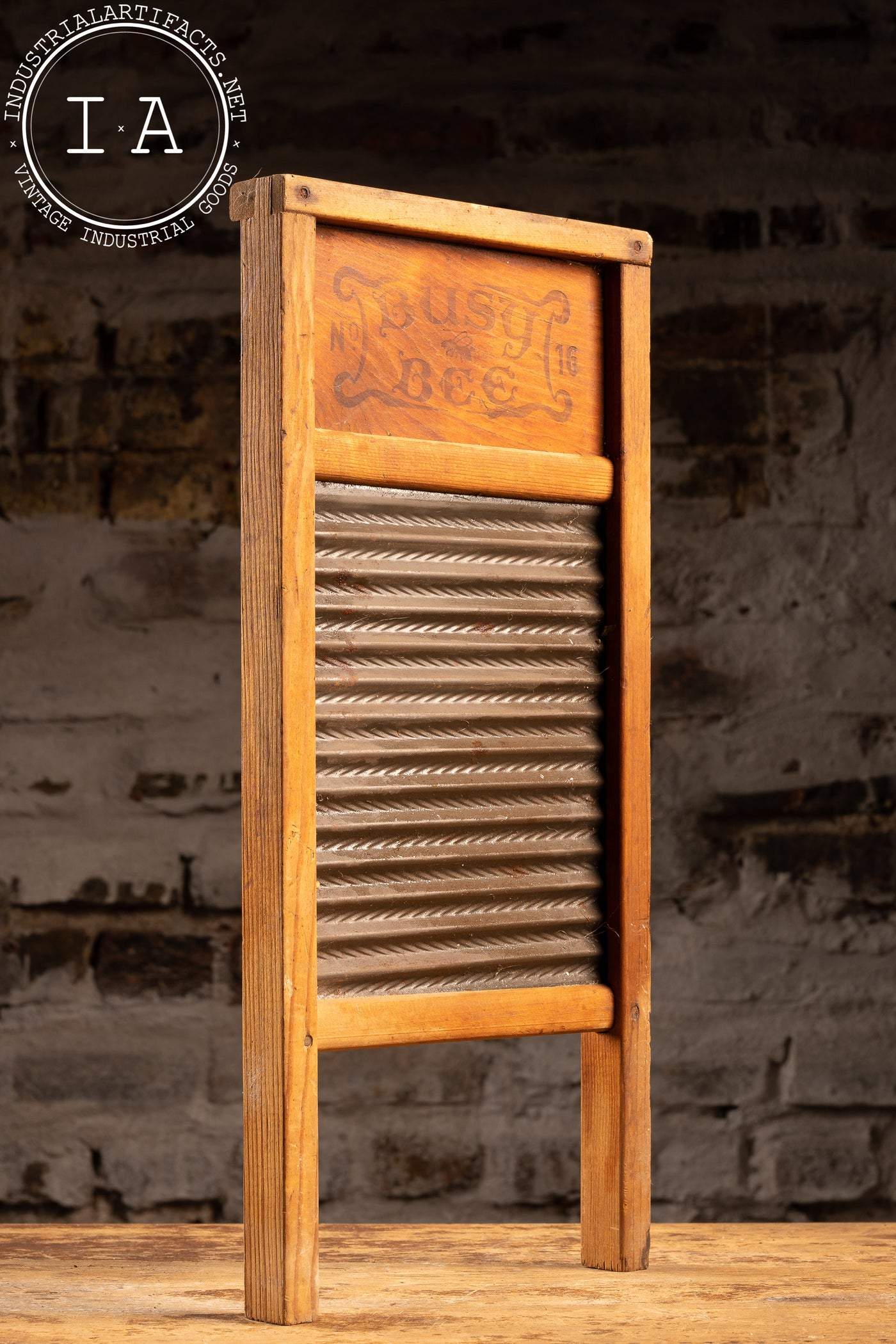 Busy Bee No. 16 Antique Washboard