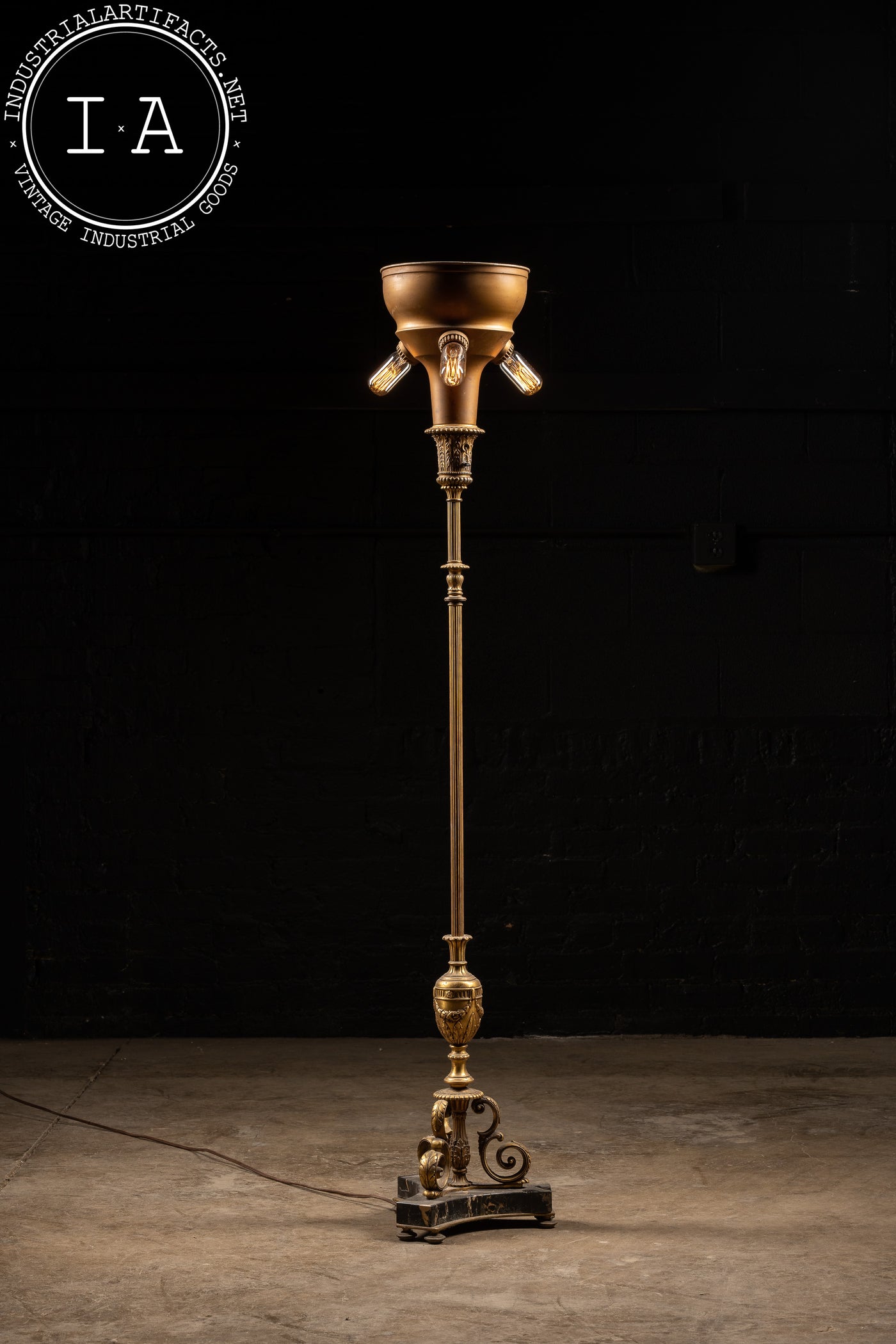 Victorian Era Japanned Brass Pan Light