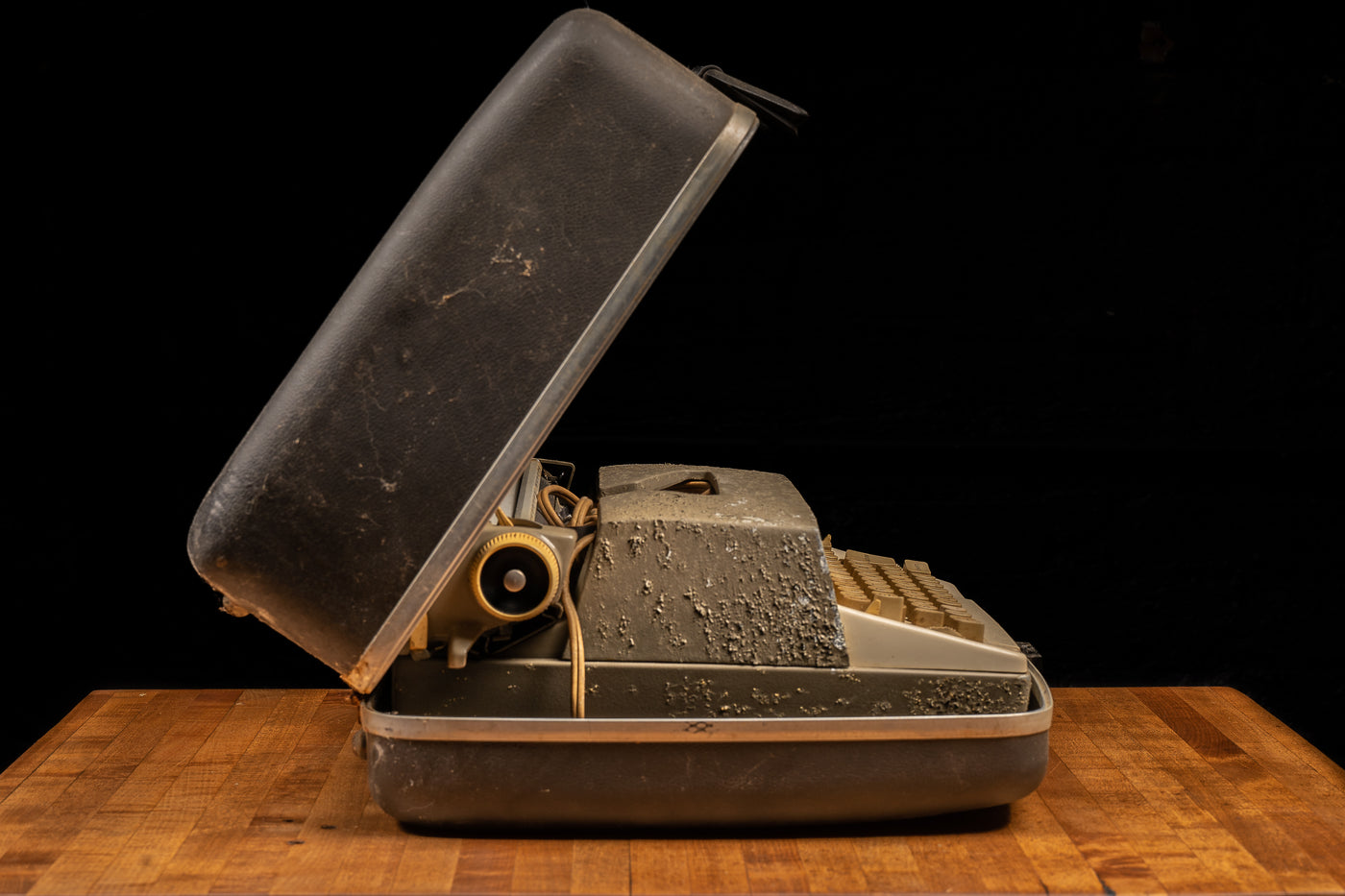 c. 1970s Smith-Corona Portable Typewriter in Case