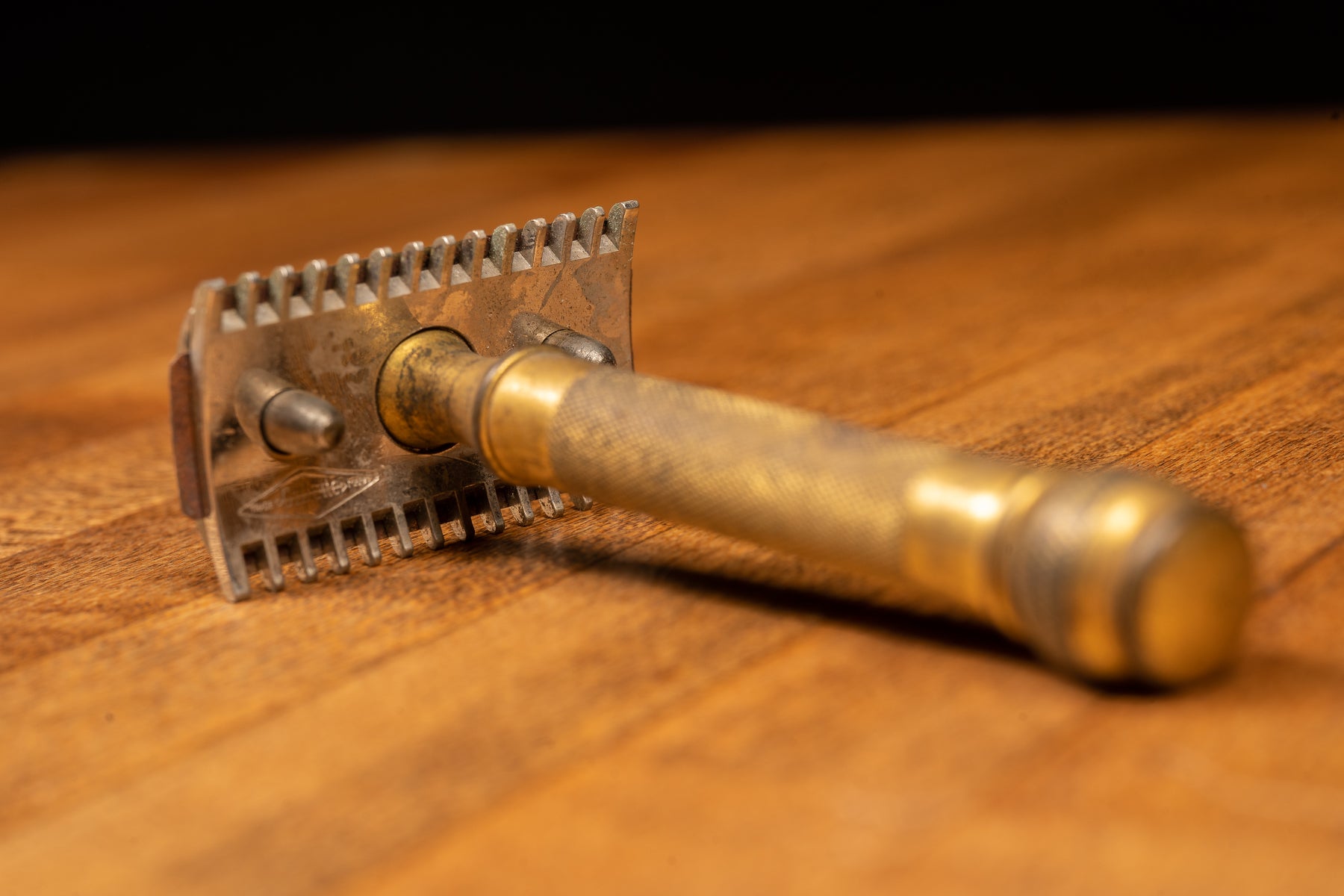 1920s Razor Comb c. 1920s Gillette Travel Razor Kit – Industrial Artifacts