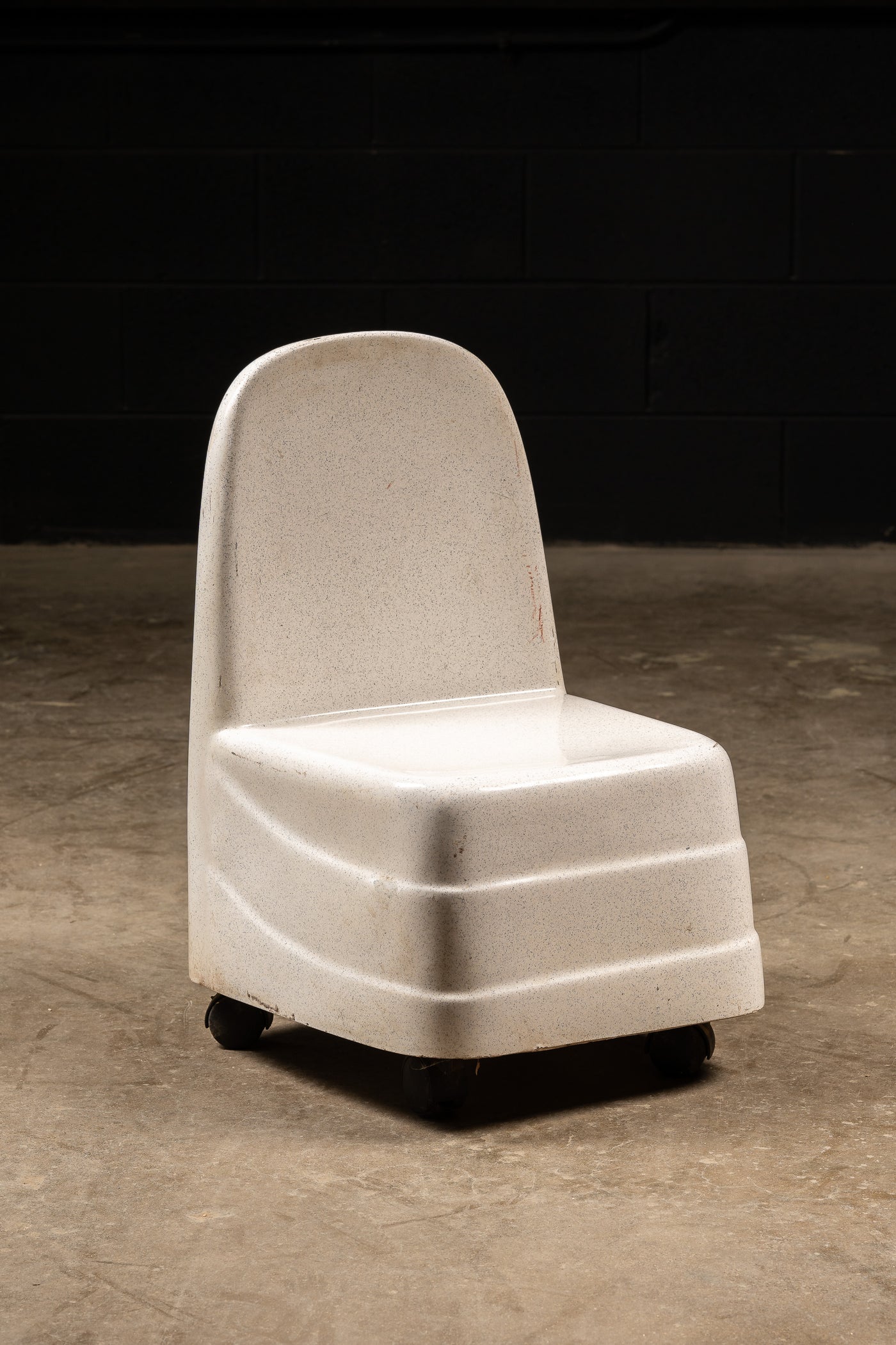 Mid-Century Modern Fiberglass Chair