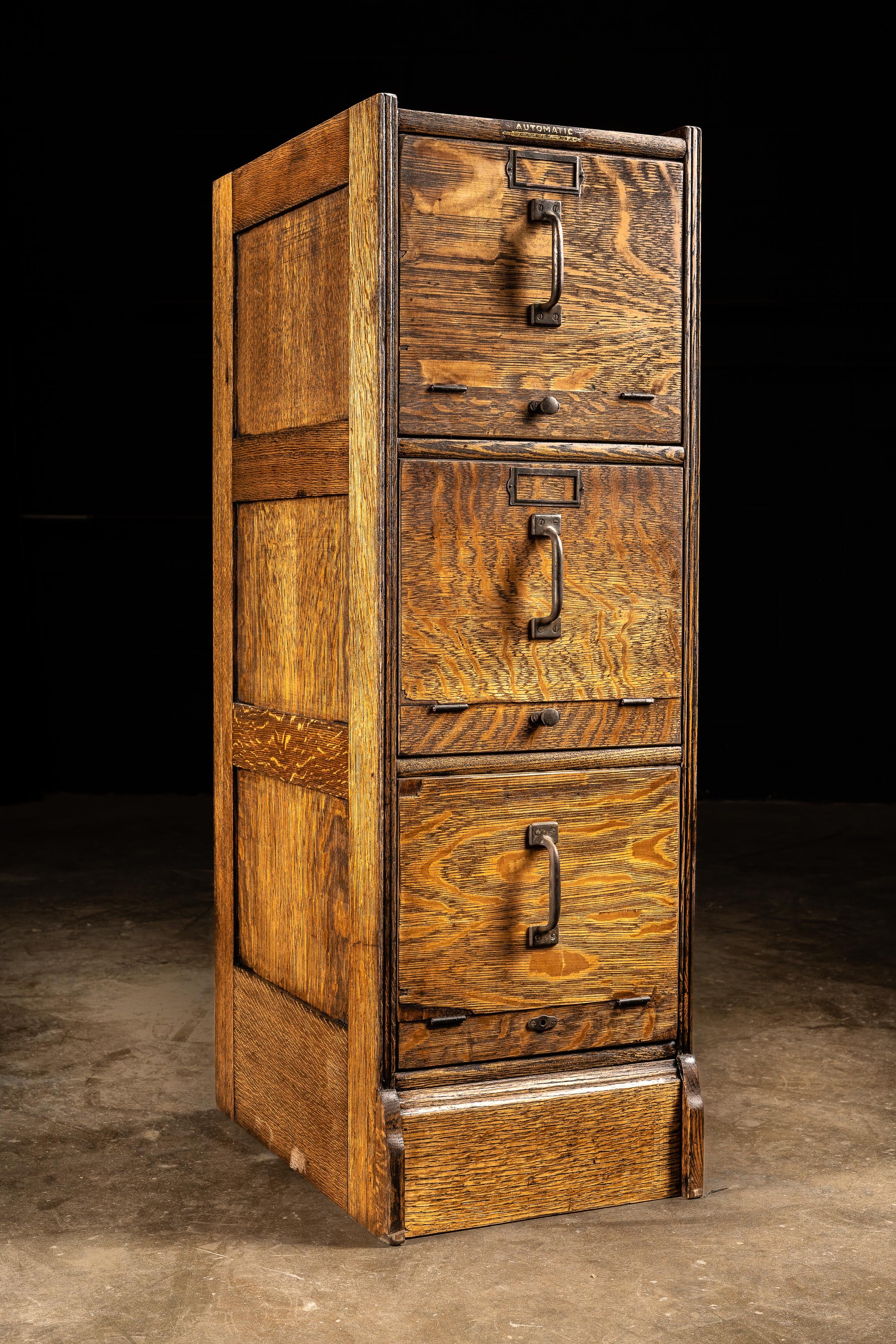 Test Auction Industrial Artifacts