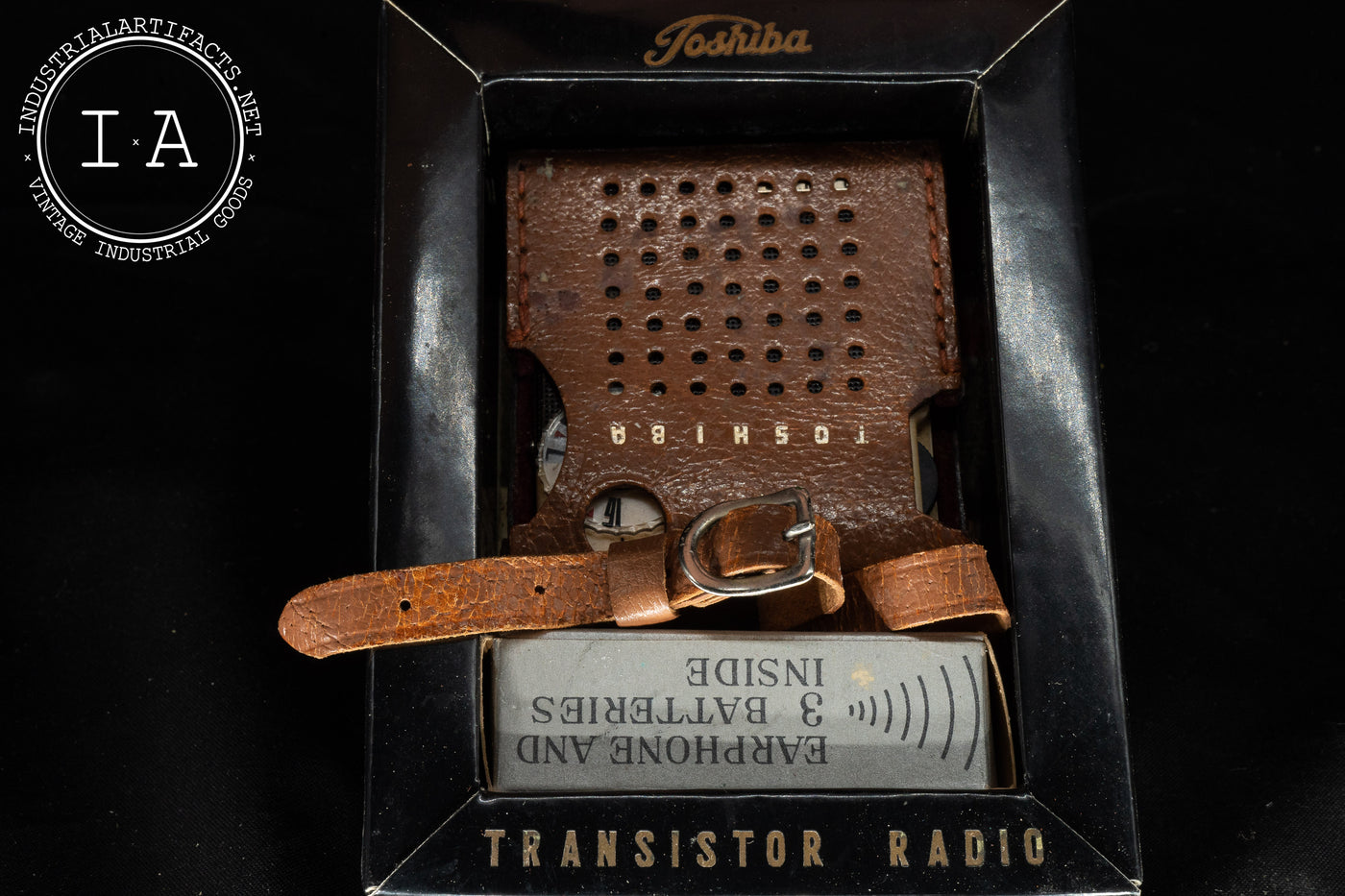 Vintage Toshiba Transistor Radio