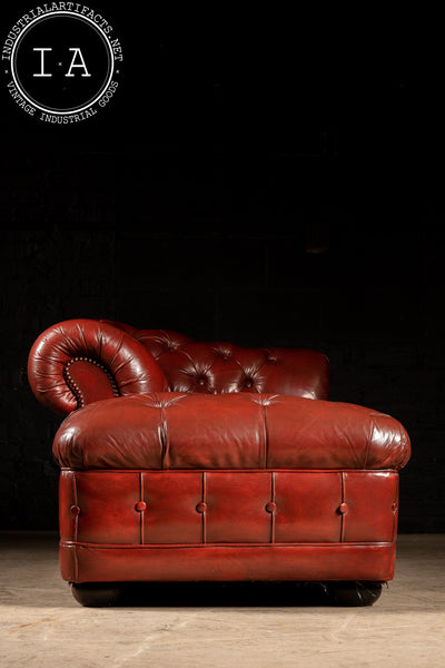 Vintage Tufted Leather Chaise in Burgundy