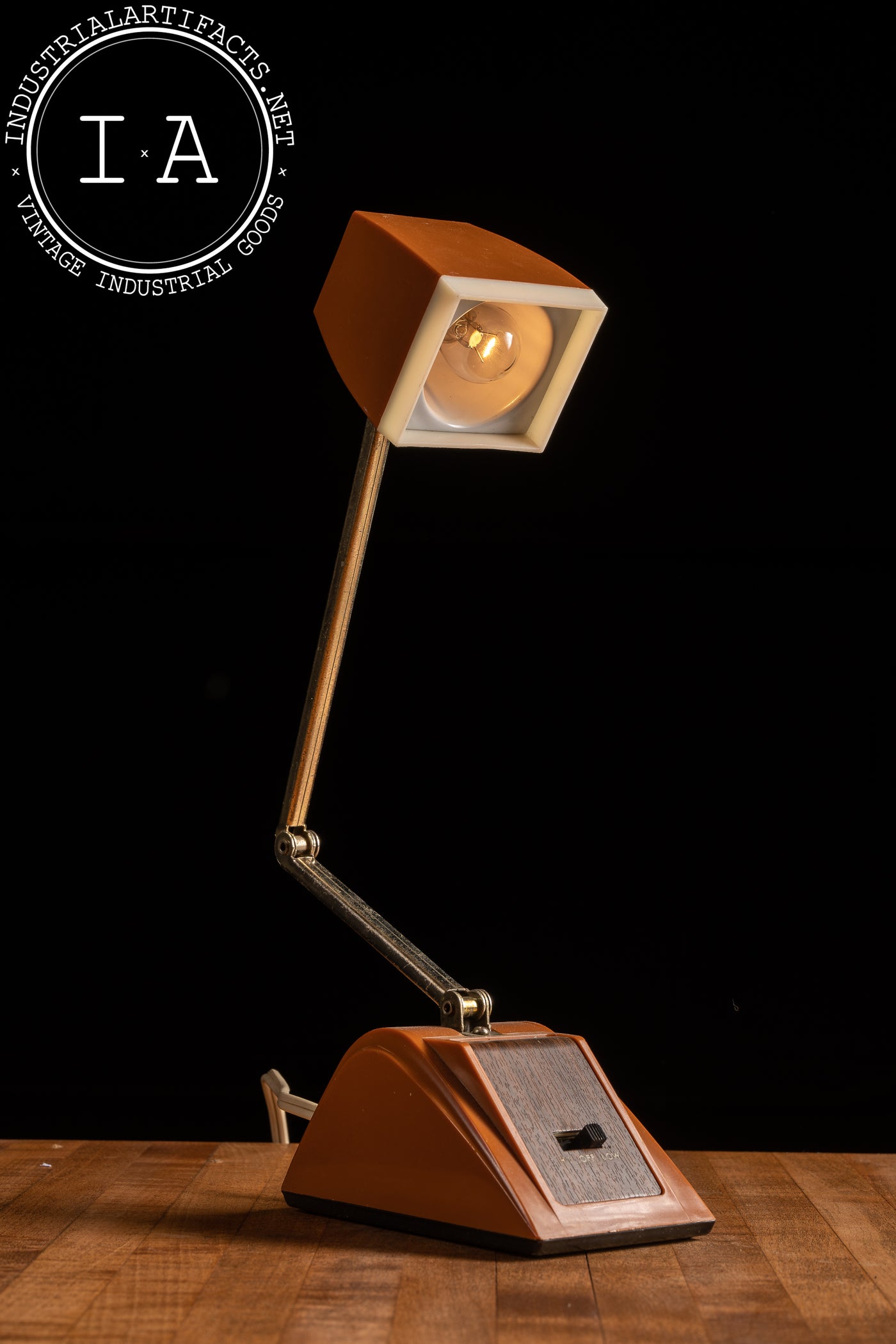 Mid Century Japanese Articulated Desk Lamp